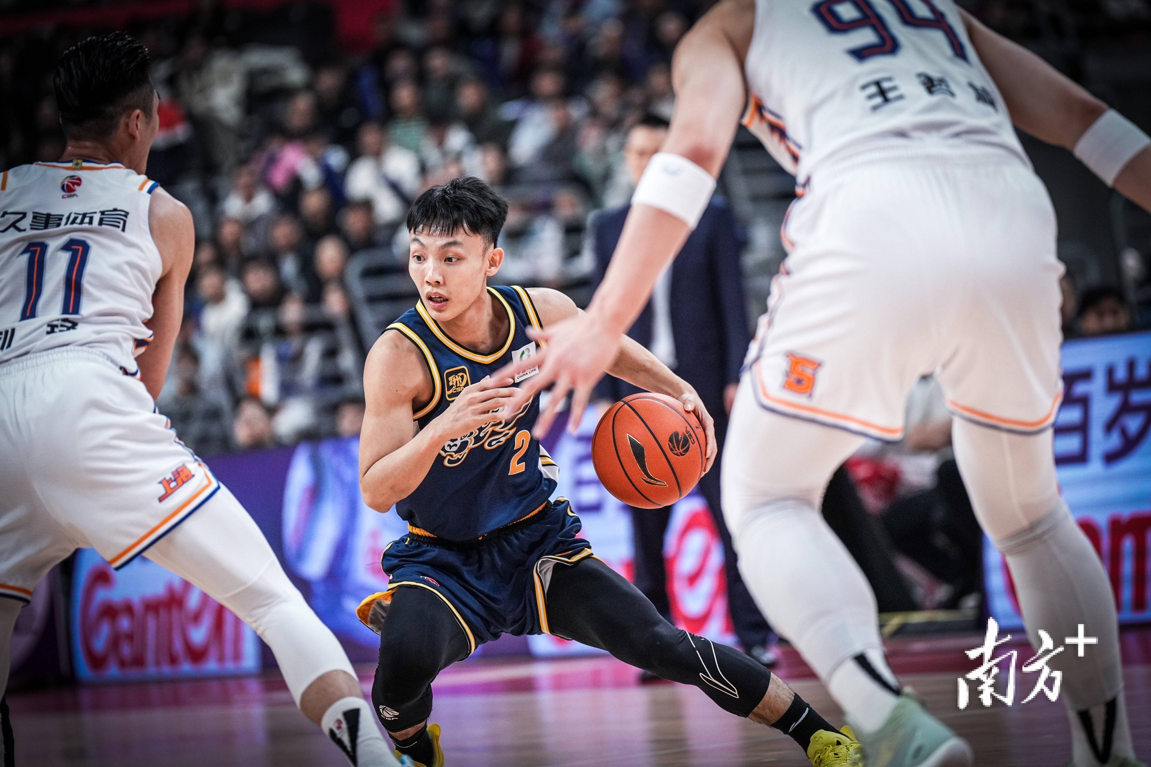 贝博体育-刚刚！上海久事今夜门线救险Uzi与70激战快船分钟，东契奇在日本队比赛中状态火爆的简单介绍