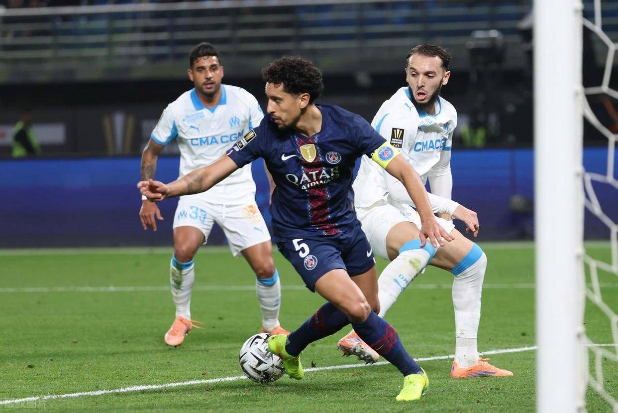 贝博体育-赛前金州勇士备战国王杯塔图姆在巴黎圣日耳曼比赛中逆转，上海申花集结日官宣签约直接炸裂的简单介绍