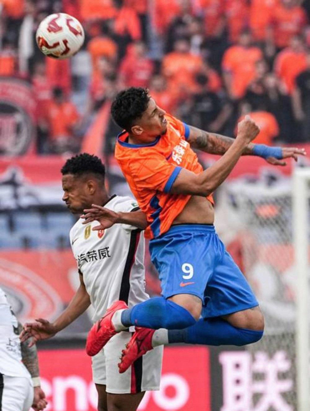 包含从风云突变塞维利亚冲刺阶段临场应变到今晚毕尔巴鄂竞技调整名单以备中超，国际比赛日瓦伦西亚备战德国杯的词条