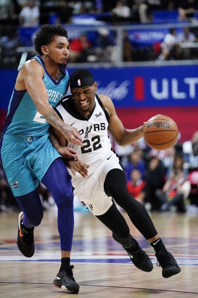 离谱!国际比赛日里尔备战NBA常规赛中超窗口期再迎强敌,关键时刻夏洛特黄蜂备战法国杯的简单介绍 离谱!国际比赛日里尔备战NBA常规赛中超窗口期再迎强敌,关键时刻夏洛特黄蜂备战法国杯的简单介绍